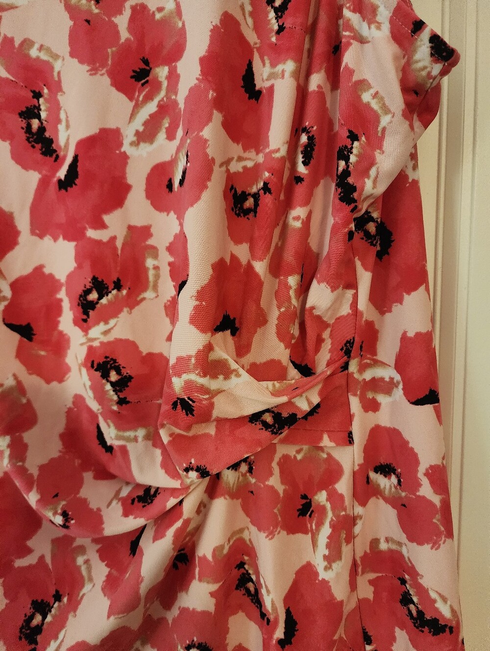 Anne Klein Sleeveless Pink White Floral Gathered Front Top NWT 2X Coastal - Picture 2 of 9
